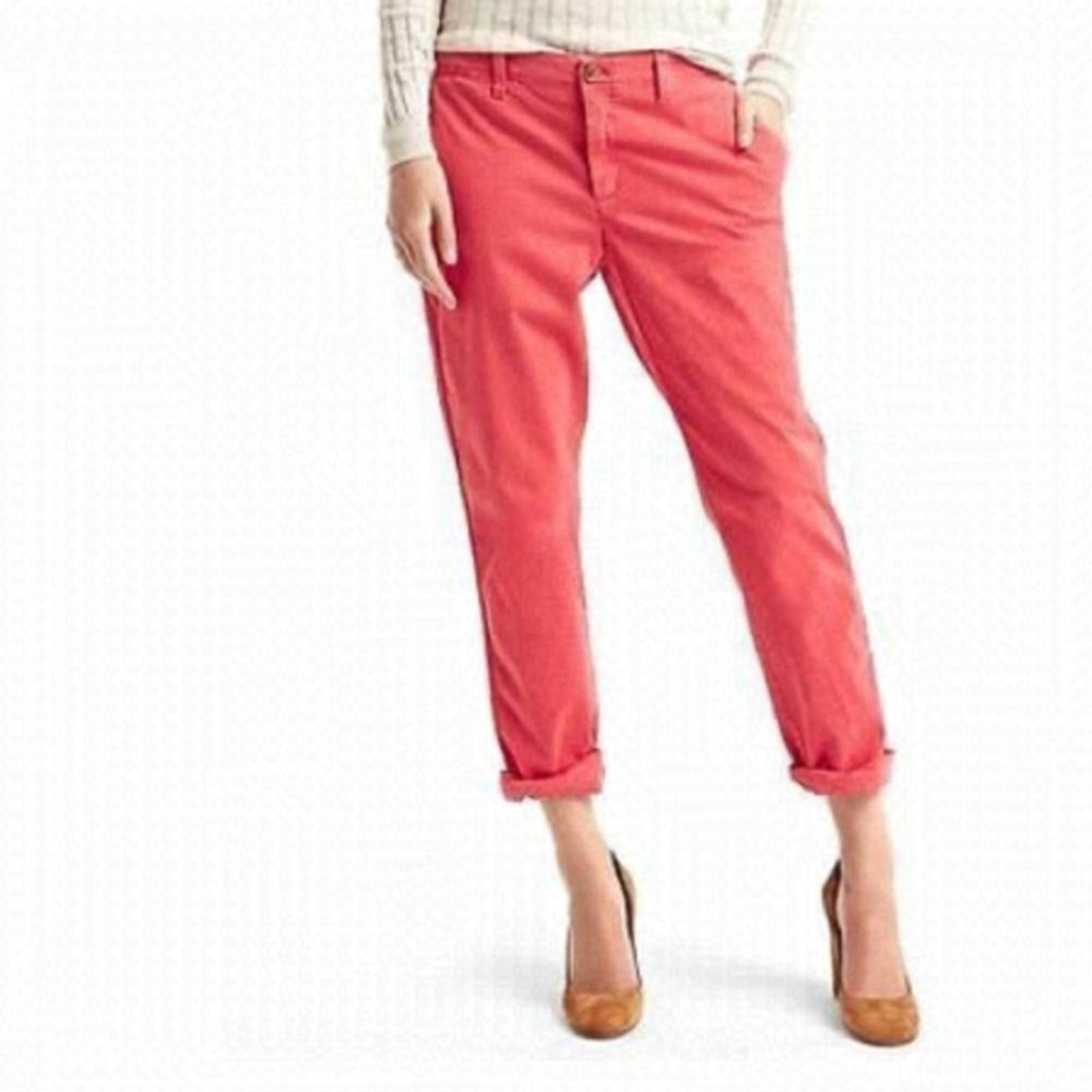 NEW GAP Girlfriend Khaki in Rosebush